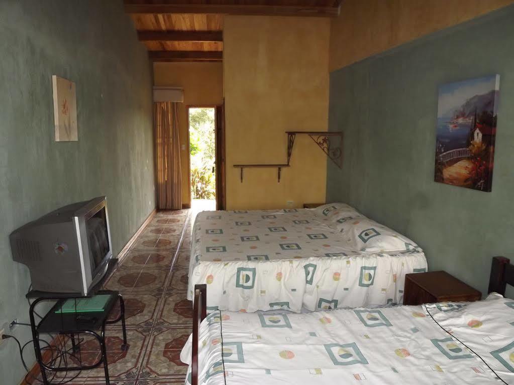 Aparthotel Villa Pacande & Rooms Pilas Экстерьер фото